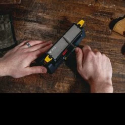 Work Sharp Benchtop Bench Stone 11 Work Sharp Benchtop Bench Stone -Knives Shop 09DX163det3 39081.1600167703.1280.1280 59154.1600442585