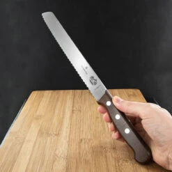 Victorinox Wood Bread Knife 7 Victorinox Wood Bread Knife -Knives Shop BMC 5163021G 04875.1647001209.1280.1280 33381.1648462810