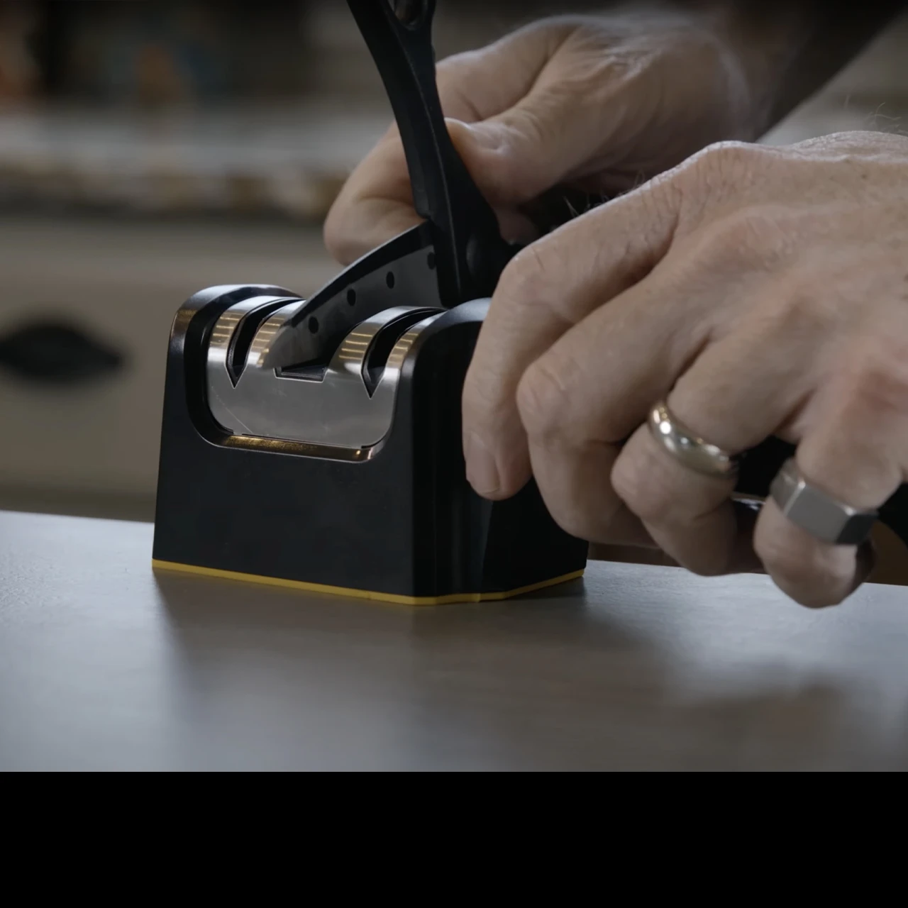 Work Sharp Pull Through Kitchen Sharpener 4 Work Sharp Pull Through Kitchen Sharpener - Image 4