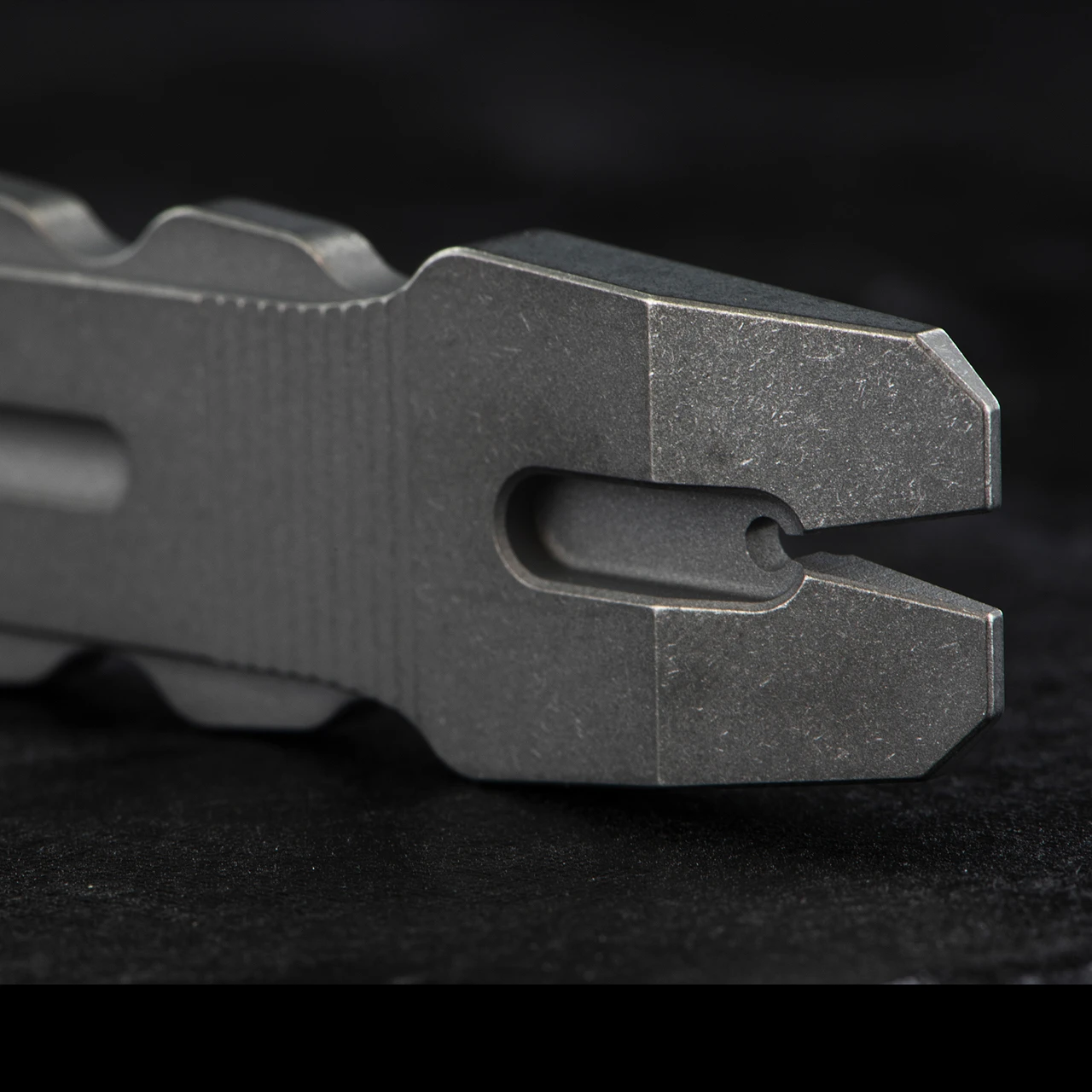 We Knife Gesila Pry Bar 1 We Knife Gesila Pry Bar