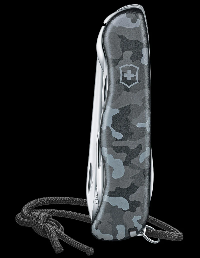 Victorinox Skipper Navy Camo 1 Victorinox Skipper Navy Camo
