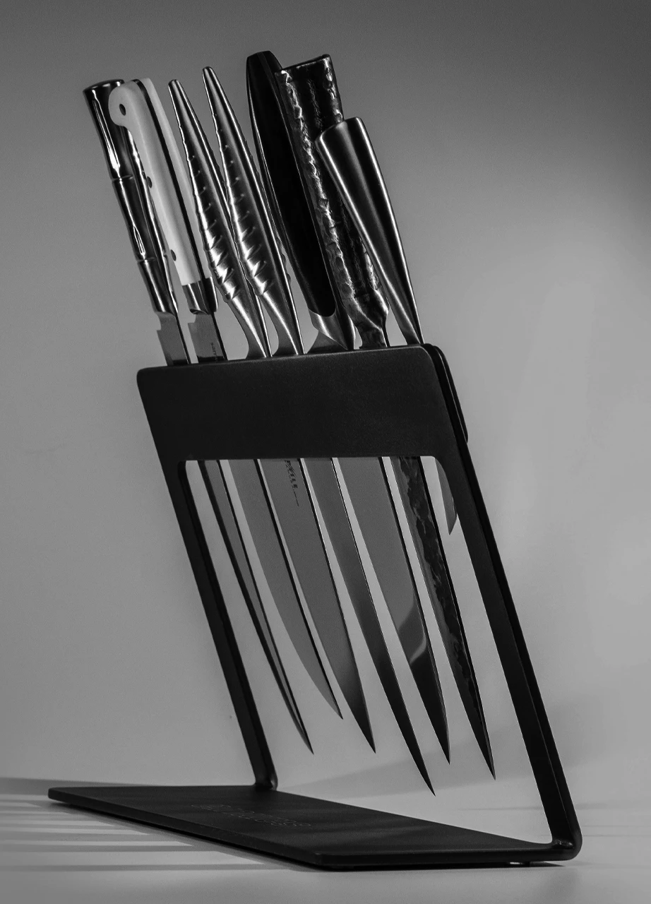 Samura "The Road Block" Knife Holder 2 Samura "The Road Block" Knife Holder - Image 2