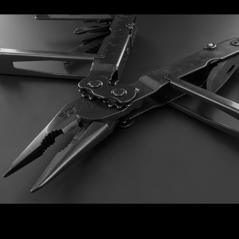 SOG Powerlock EOD V-Cutter 1 SOG Powerlock EOD V-Cutter