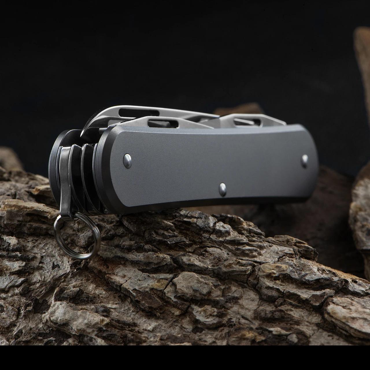 Fox Vulpis 4 Saw Titanium Penknife 5 Fox Vulpis 4 Saw Titanium Penknife - Image 5